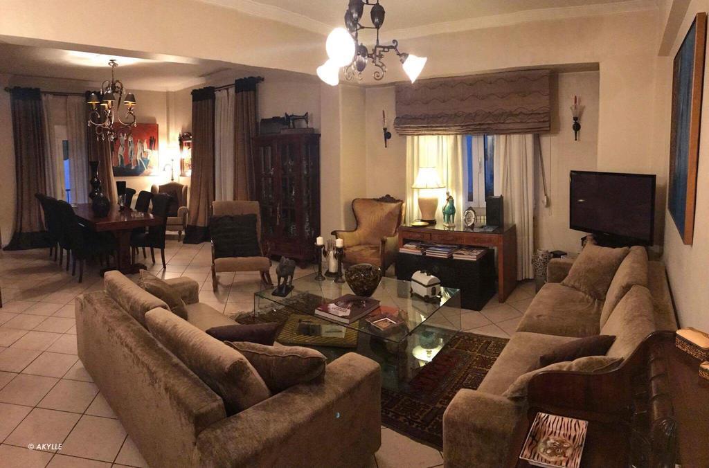 Art House Apartment เอเธนส์ ภายนอก รูปภาพ