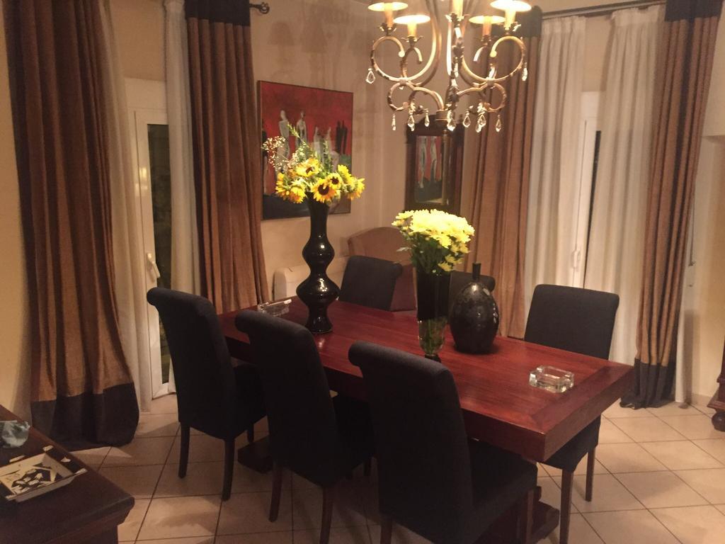 Art House Apartment เอเธนส์ ภายนอก รูปภาพ