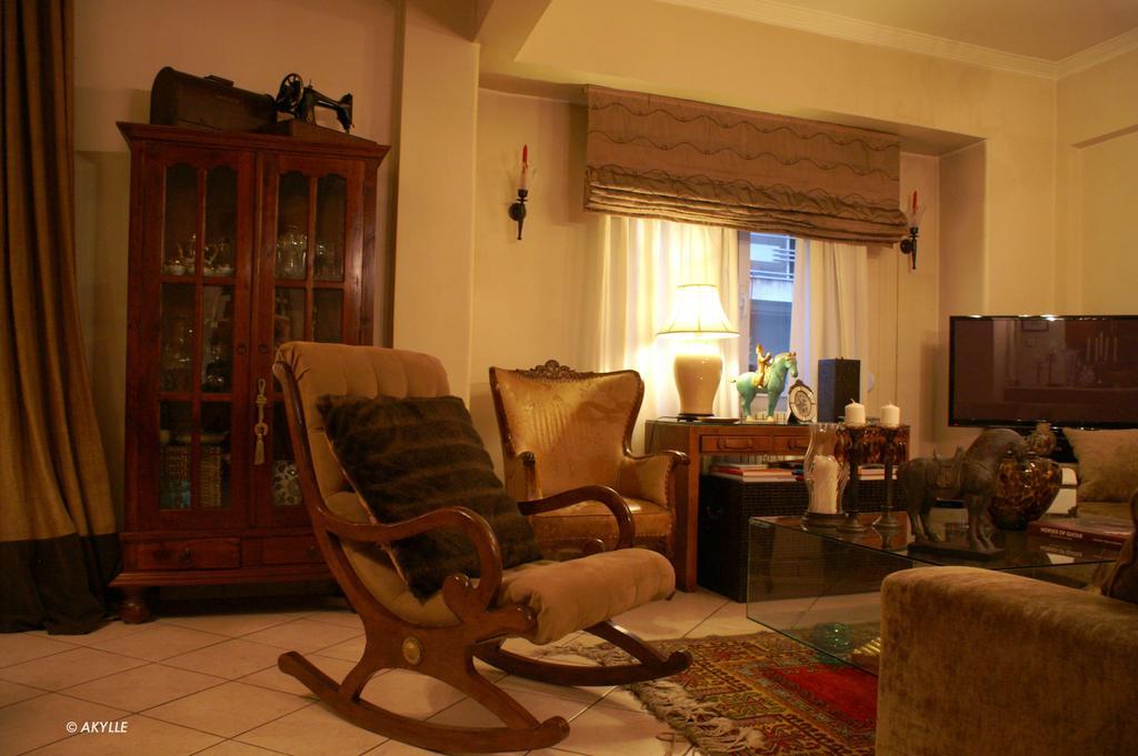 Art House Apartment เอเธนส์ ภายนอก รูปภาพ