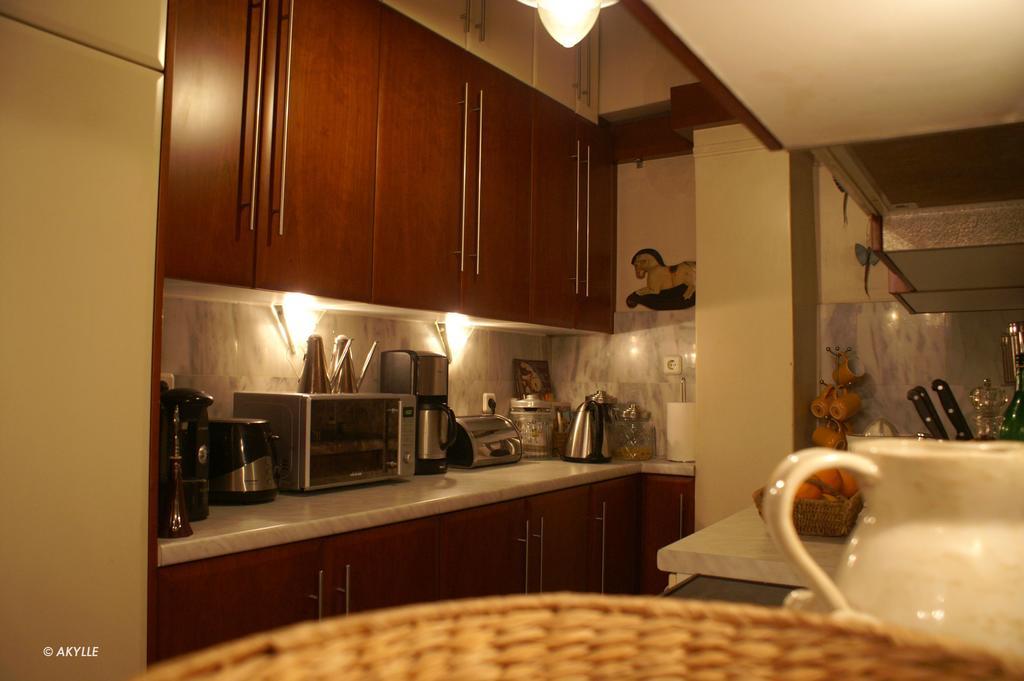 Art House Apartment เอเธนส์ ภายนอก รูปภาพ