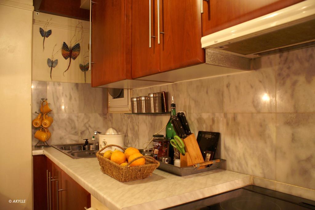 Art House Apartment เอเธนส์ ภายนอก รูปภาพ